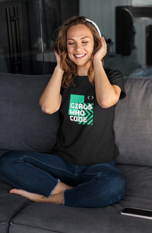 "Girls Who Code" Oversized Women's T-Shirt – Perfect for Coding Queens Who Love to Party